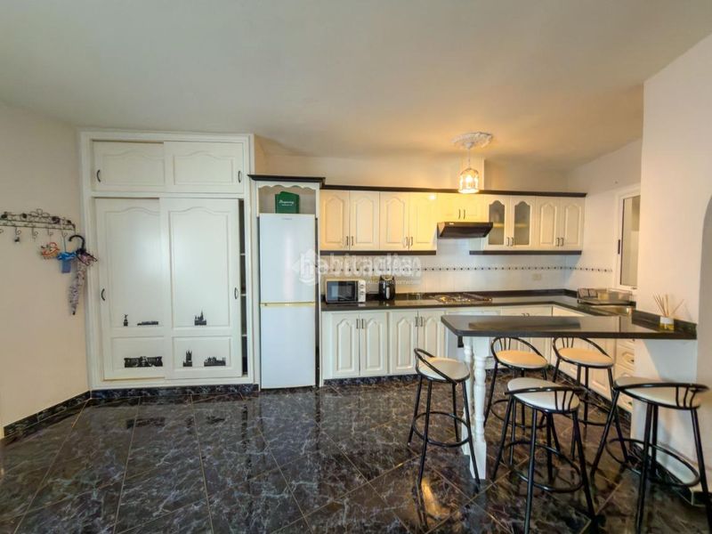 Foto f558983c-fdb3-4fe0-918d-7e2eaa5252a6. Casa a Guancha (La)