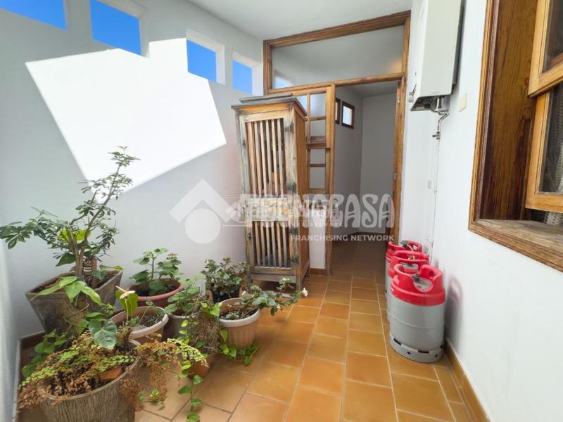 Foto 98e6d485-66b8-46ac-b24b-9dbea11aee34. Casa amb aparcament a Buen Paso - La Mancha Icod de los Vinos