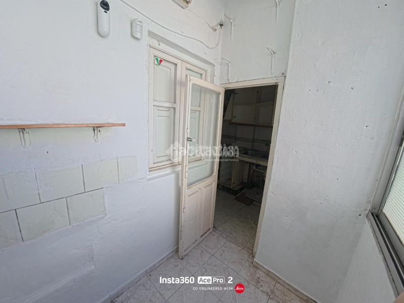 Foto 2b8e3da9-4c07-4c1f-a750-4b72bb7092c3. Pis a Carolinas Bajas Alicante