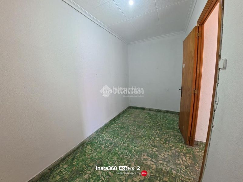 Foto 9d43d9f1-5b70-4874-9c62-57803a60e920. Pis a Carolinas Bajas Alicante