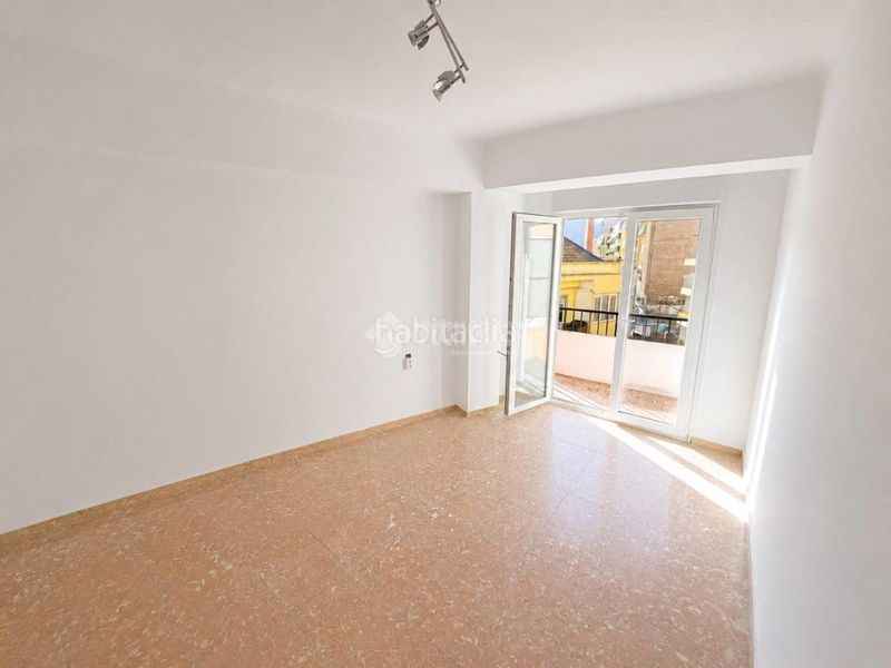 Foto 02180756-46ba-4c0b-86a6-e83913b3a11d. Pis a Carolinas Bajas Alicante