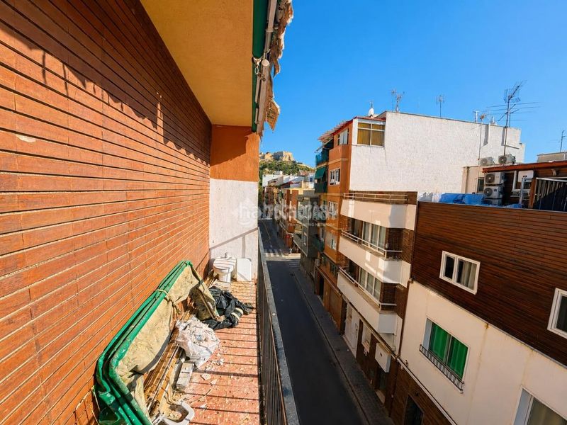 Foto dd3f2dcf-478d-4fa0-9be9-8e45a8af528d. Pis a Carolinas Bajas Alicante