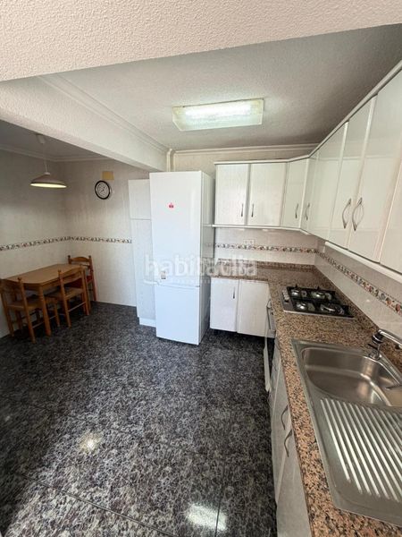 Foto 8d6d3375-f6e3-4a1b-8a0d-3879dda64a3e. Pis a Santo Domingo Alicante