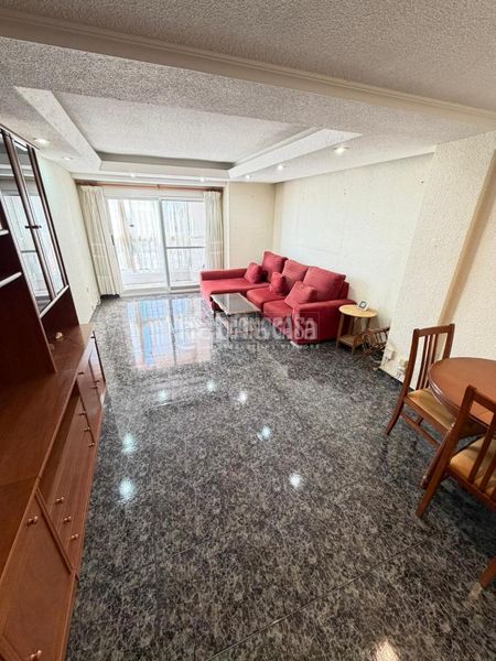 Foto b83bffdf-c573-4ee3-a99f-58e717866cb9. Pis a Santo Domingo Alicante