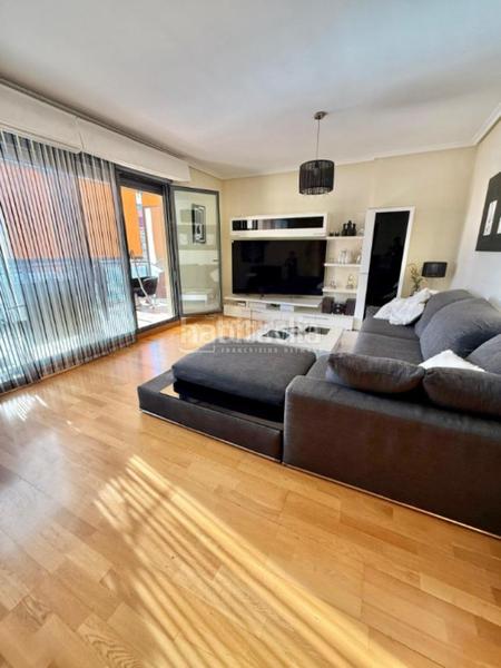 Foto 52c429d7-2843-4711-985e-b741dbd002c3. Etagenwohnung mit heizung parking pool in Paus - Polígono San Blas Alicante