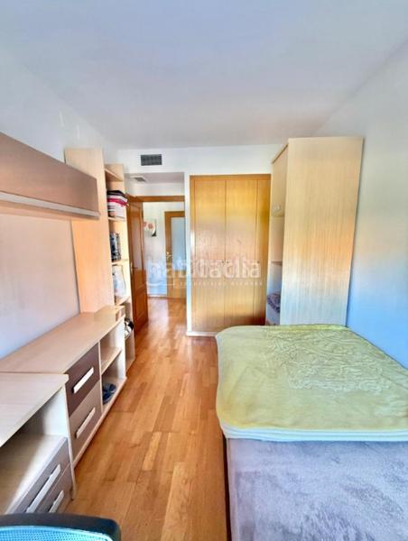 Foto bba0fdab-b3da-4218-b167-428d92058064. Etagenwohnung mit heizung parking pool in Paus - Polígono San Blas Alicante