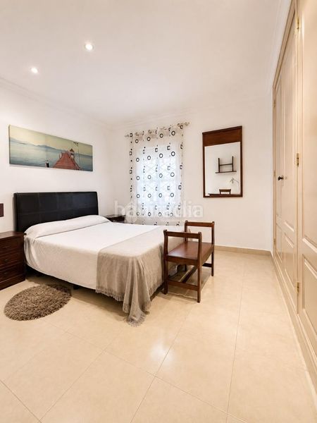 Foto f2a7a29f-8fd3-44f4-b100-1ffa4fd84f35. Pis a Santo Domingo Alicante