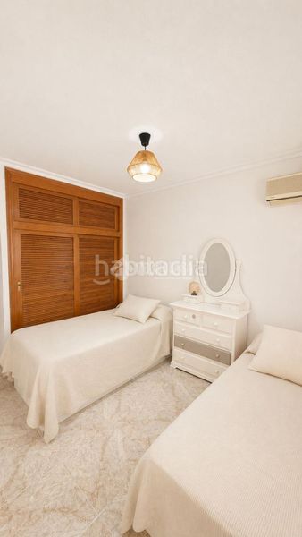 Foto f0381a15-4d6d-4464-9ed7-d71d5b221b8f. Pis a San Blas Alicante