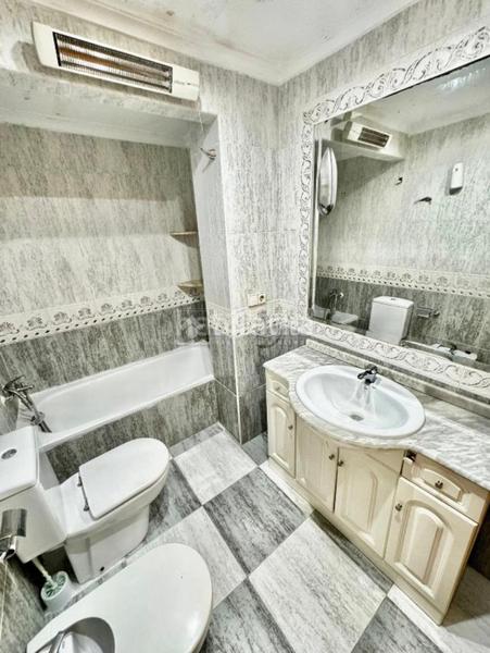 Foto c9116dd7-ff20-4e10-ad3a-0a469b22f385. Pis amb calefacció a San Blas Alicante