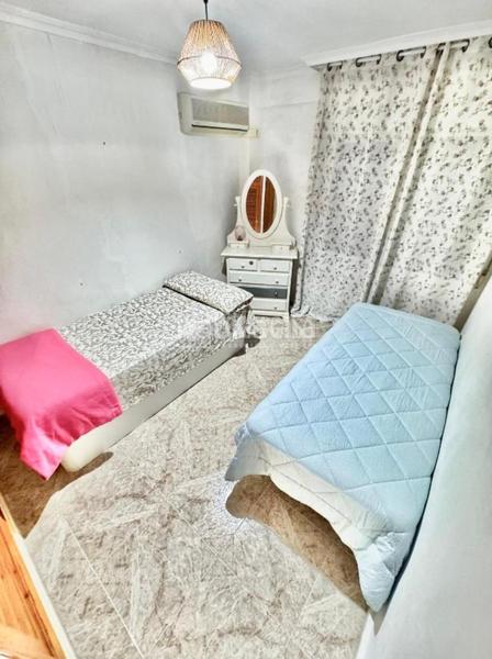 Foto f79c8bad-9cbc-45d3-b04b-5c3204c7b4df. Pis amb calefacció a San Blas Alicante