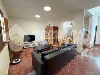 Casa en Arucas Casco. Casa en venta en arucas