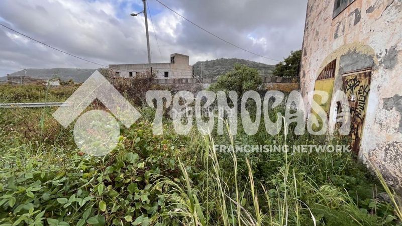 Foto 2e84afdd-c428-4688-bafe-73cec3de465c. Masia a Arucas casco Arucas