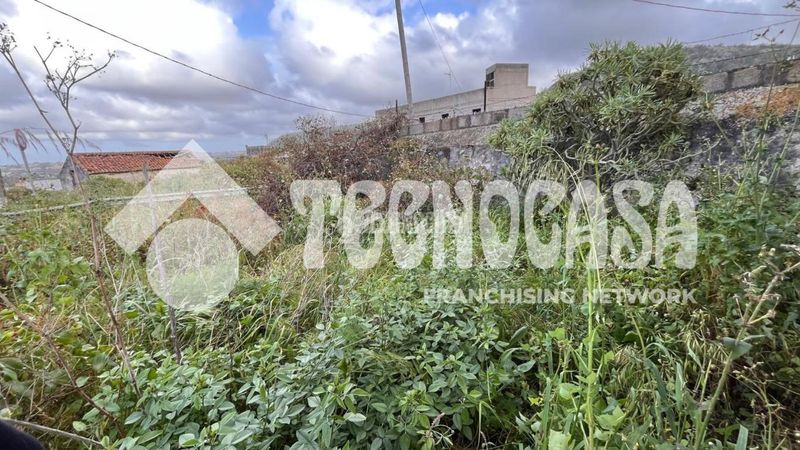 Foto 387c98a6-1b3f-4350-a133-544c4827ab77. Masia a Arucas casco Arucas