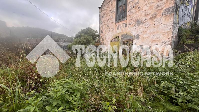 Foto a7c9b22d-3970-48c1-b50e-72b56c85bc48. Masia a Arucas casco Arucas