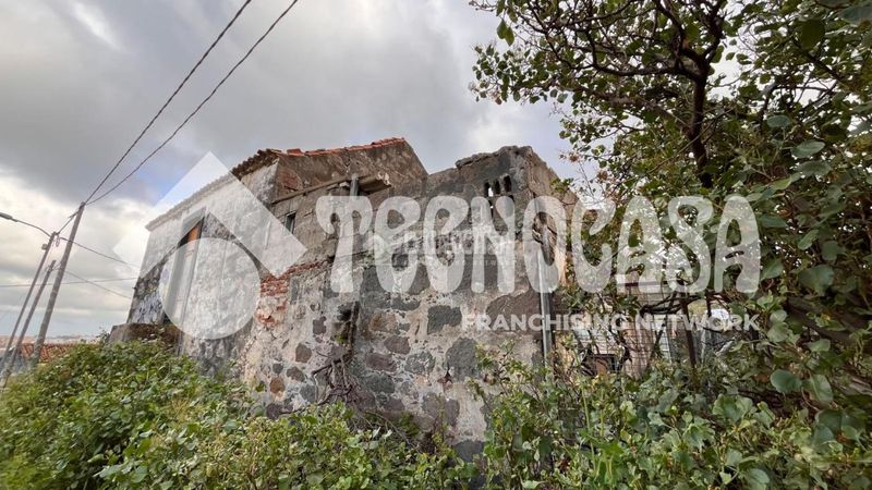 Foto ca43443b-88b3-440b-9300-6b9a5904d689. Masia a Arucas casco Arucas