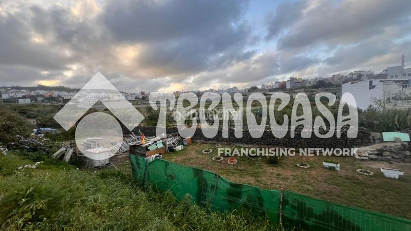 Foto 42d26fd8-7af8-4beb-beeb-a82e443d6be4. Finca rústica a Arucas casco Arucas