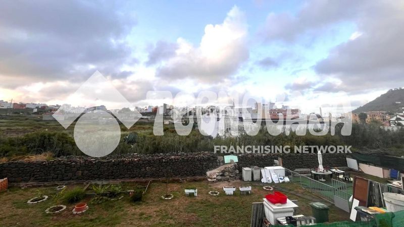 Foto 6729a385-2c0a-44f0-921e-54c58536b121. Finca rústica a Arucas casco Arucas