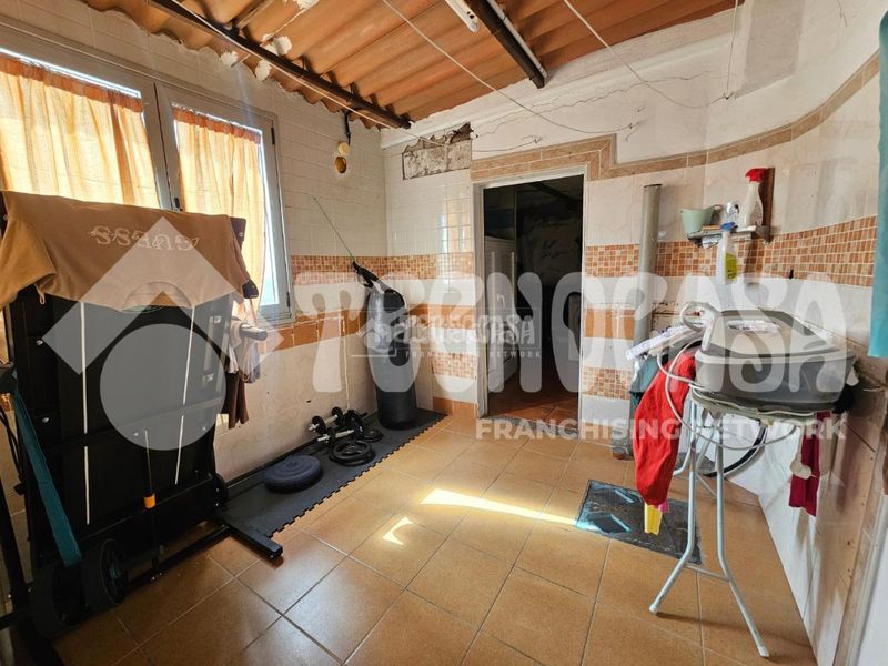 Foto 4f8315bc-91ee-4f7c-a8e8-9b899ff46dde. Casa aparellada amb aparcament a Cardones Arucas