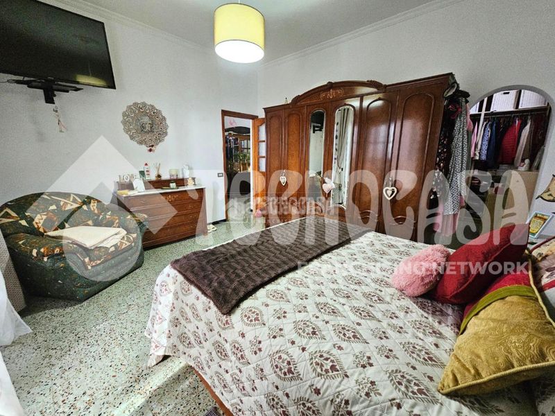 Foto d24e5102-7062-4569-b975-38b015d5d279. Casa aparellada amb aparcament a Cardones Arucas