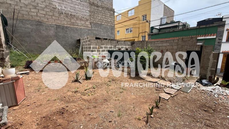 Foto 94b7bef2-e5f9-4c67-8b6b-47bf2a677b68. Terreny residencial a Arucas casco Arucas