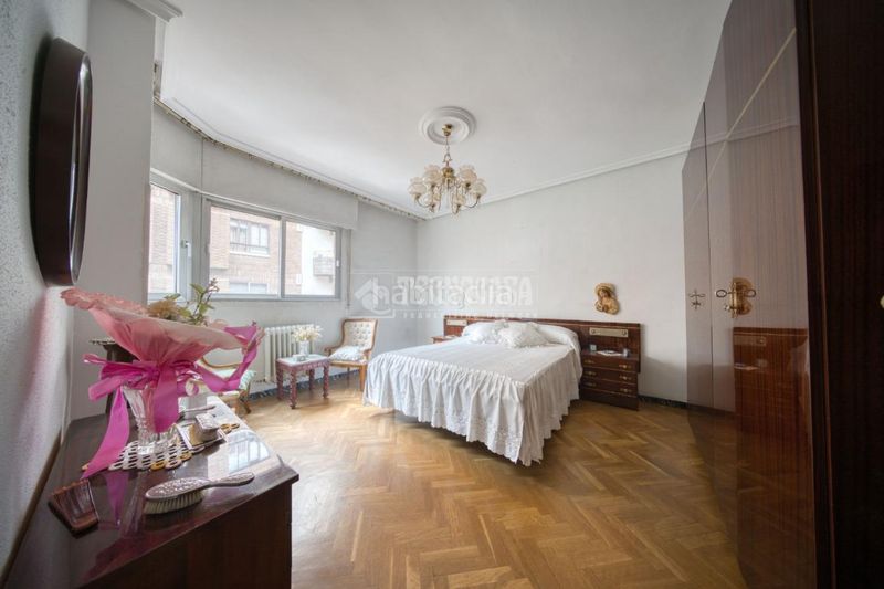 Foto f8598653-9517-45da-b936-91b0b36a72fa. Pis a Centro Valladolid