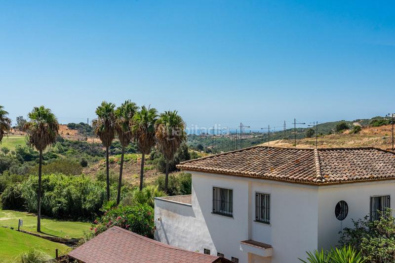 Foto 08a49cd4-4a27-425e-a832-8a4a14381251. Chalet en Estepona golf Estepona