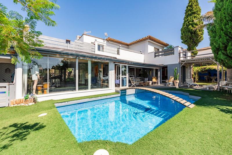 Foto 28e41b16-c637-43fb-b447-ca575acd4213. Chalet en Estepona golf Estepona