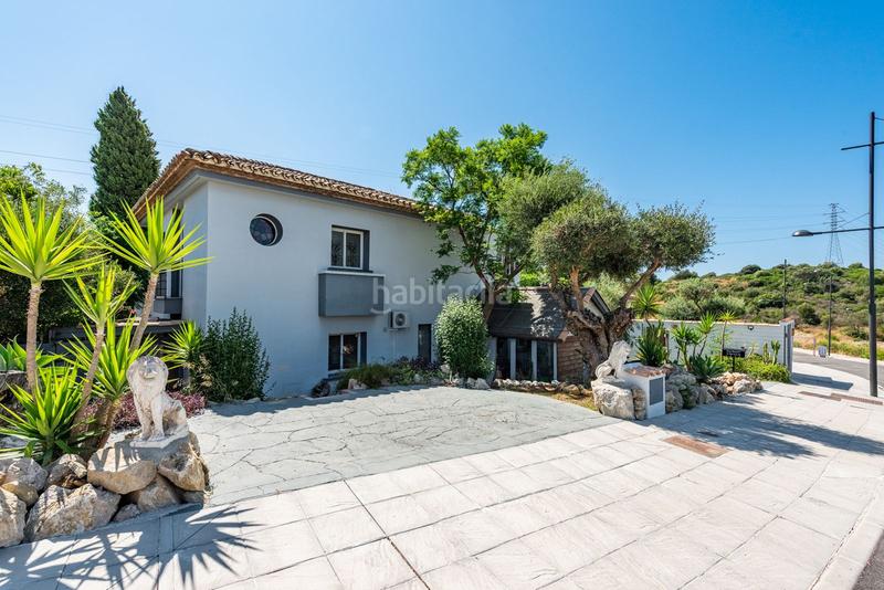 Foto cd488082-9718-441d-a43f-7c896c2562f9. Chalet con parcheggio piscina in Estepona golf Estepona
