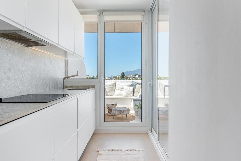 Foto 174d3d25-fff4-4004-8be5-04b091cb8139. Duplex con parcheggio piscina in Nueva Andalucía centro Marbella