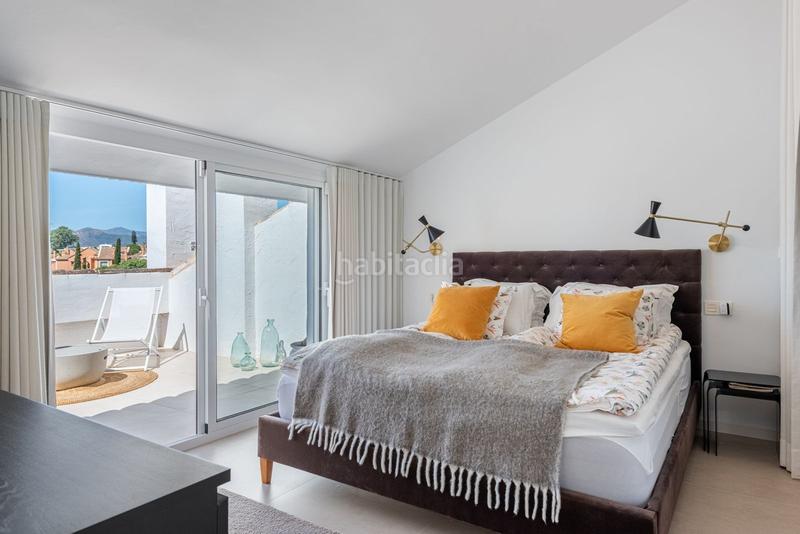 Foto 265a2ceb-9064-494a-bf80-139cac661106. Duplex con parcheggio piscina in Nueva Andalucía centro Marbella