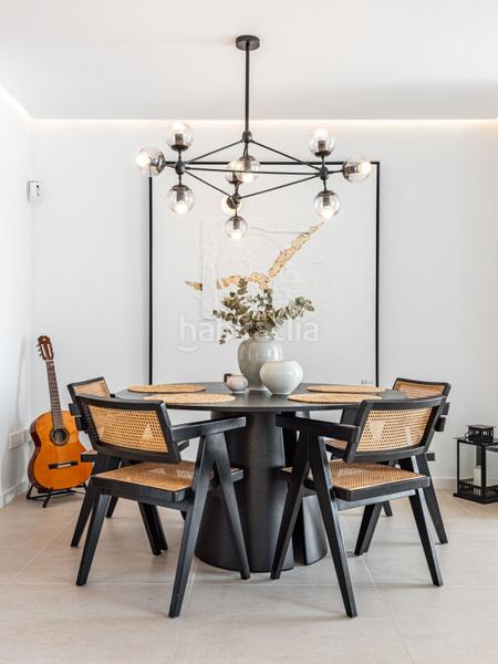 Foto 59564ca0-bef5-4ff2-aab6-96dab49abb5c. Duplex con parcheggio piscina in Nueva Andalucía centro Marbella