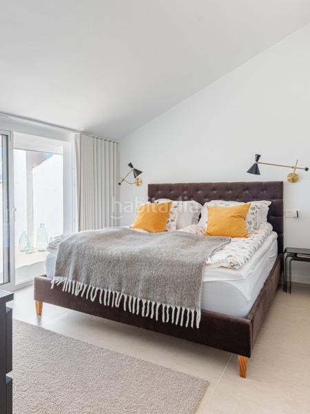 Foto 73311ffe-3a84-4cf5-ab12-8bc262e61b5d. Duplex con parcheggio piscina in Nueva Andalucía centro Marbella