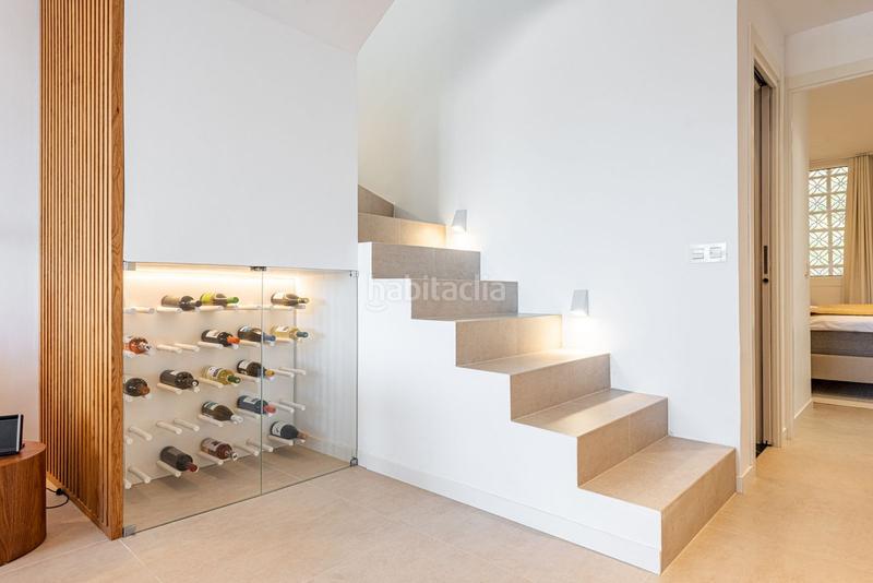 Foto 3874967e-45e4-43d0-b22a-3556188b9602. Zweistöckige wohnung mit parking pool in Nueva Andalucía centro Marbella