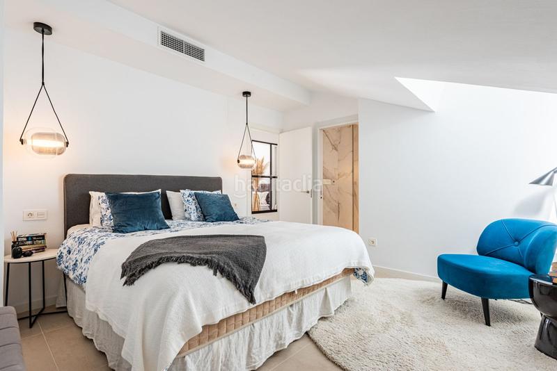 Foto 8ab99e78-446d-4f87-bbcd-481df7470096. Zweistöckige wohnung mit parking pool in Nueva Andalucía centro Marbella