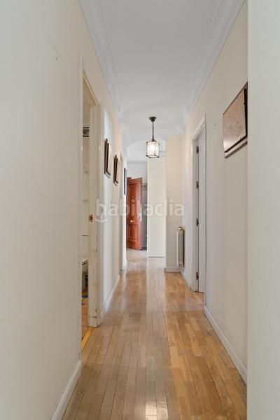 Foto 1c1a8769-6d68-4de6-a1a6-359113b82fe1. Attico in Centro Estepona