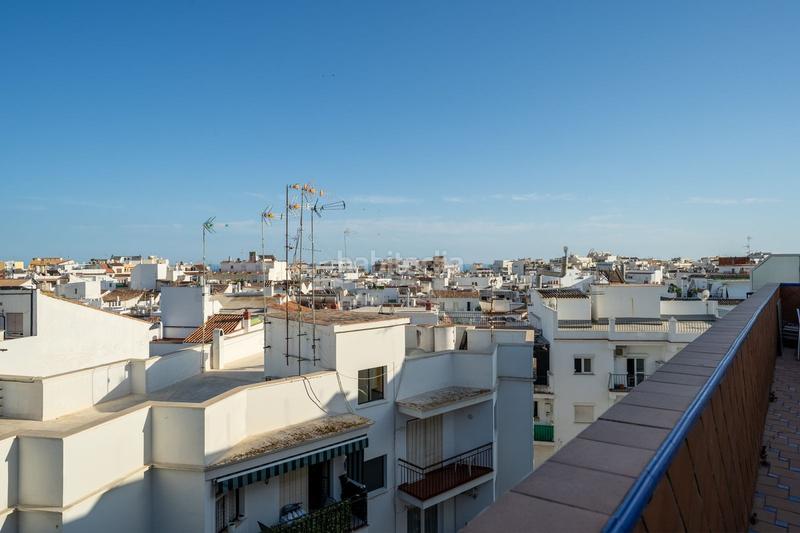 Foto c0a570b7-f067-4795-b3c3-93de66443880. Dachwohnung in Centro Estepona