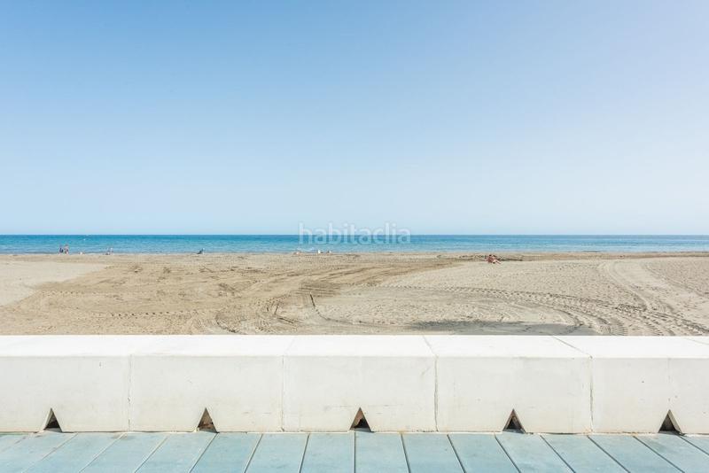 Foto c067b12b-b3a7-4631-aa7b-01f8aa42f9ba. Appartement in puerto de Estepona Estepona