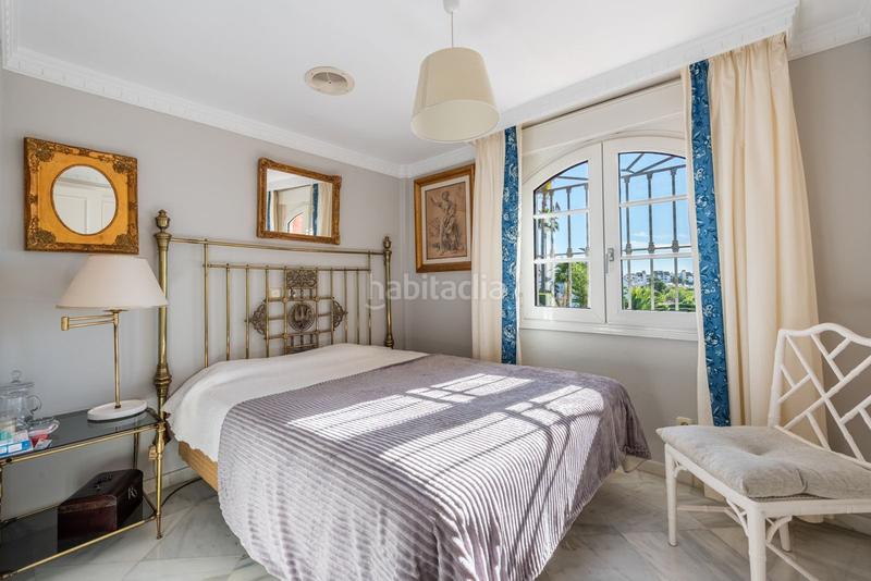 Foto 0608bd3a-aa3b-4a58-bc20-720f6c2866ad. Chalet mit parking pool in Seghers Estepona