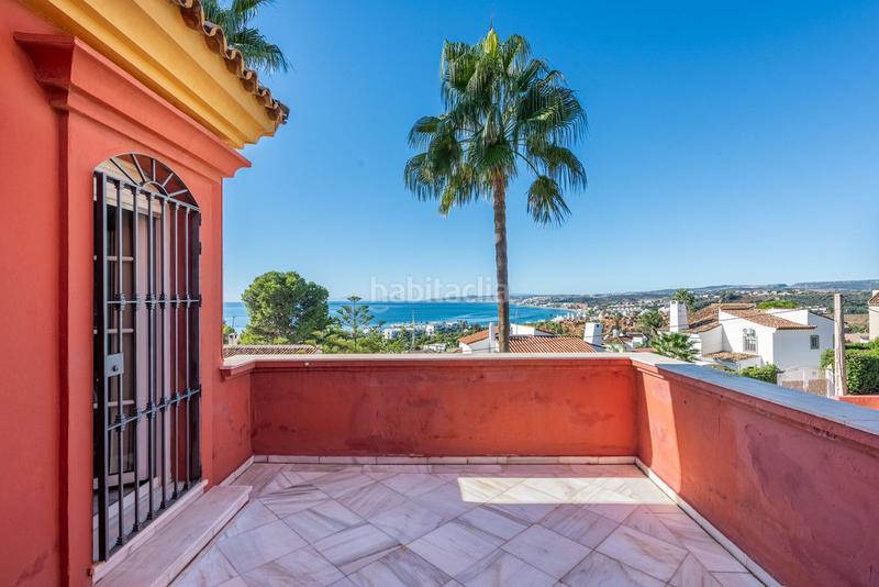 Foto b3d7f21c-0cb7-48c4-8c2c-370bfed78408. Chalet mit parking pool in Seghers Estepona