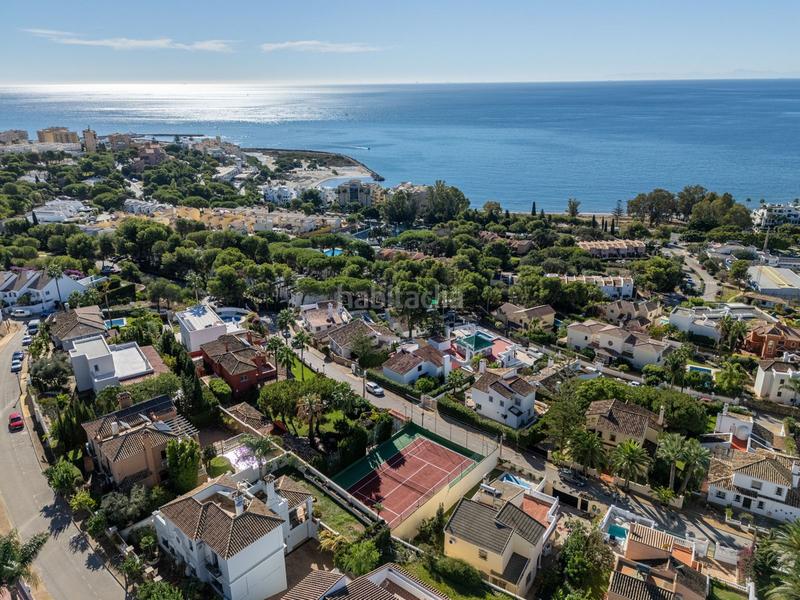 Foto 807e0a16-005a-47e8-a617-2c0b29c14f72. Chalet en Seghers Estepona