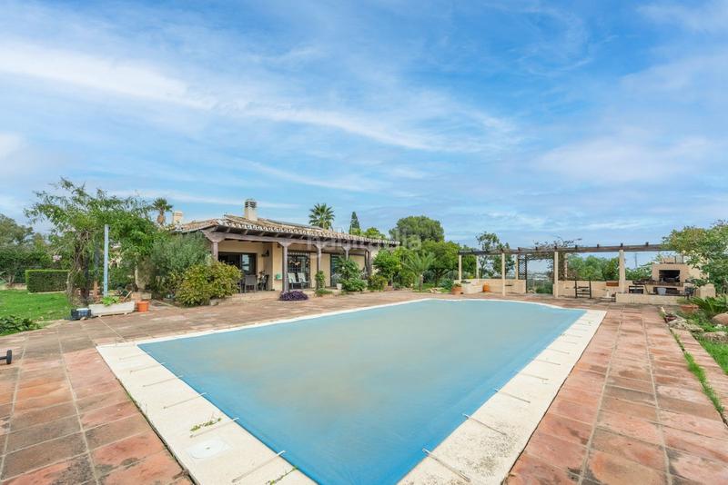 Foto c54807b8-ad56-455d-aacc-73d2c1f38628. Casale con parcheggio piscina in Valle Romano Golf Estepona