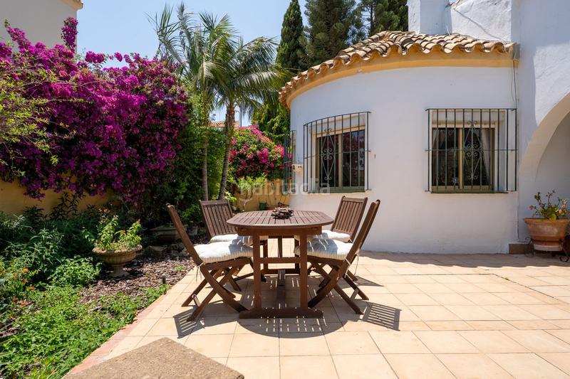 Foto 50ff3666-246d-43e5-96b0-72a178518c0e. Chalet avec piscine dans Valle Romano Golf Estepona