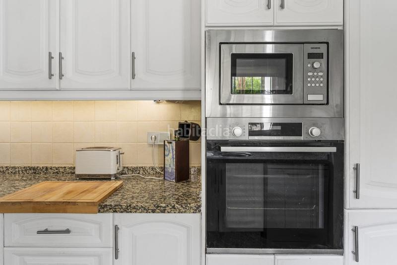 Foto c488d156-e63f-4ce0-9e60-d959789a9127. Chalet avec piscine dans Valle Romano Golf Estepona