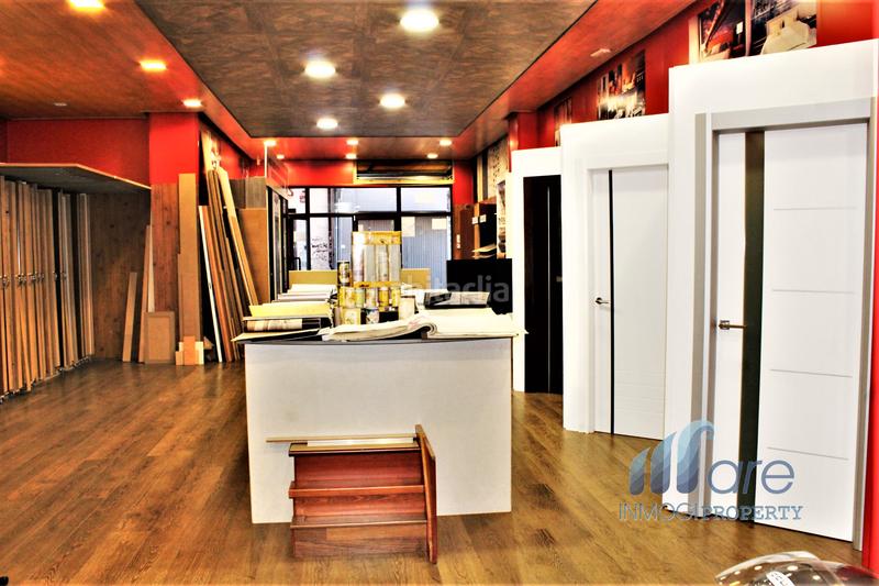 Foto cb0e39a0-5c07-4f32-b75e-1e60a4d755fa. Locale commerciale in calle paz 1 in Centro - Sagrario Granada