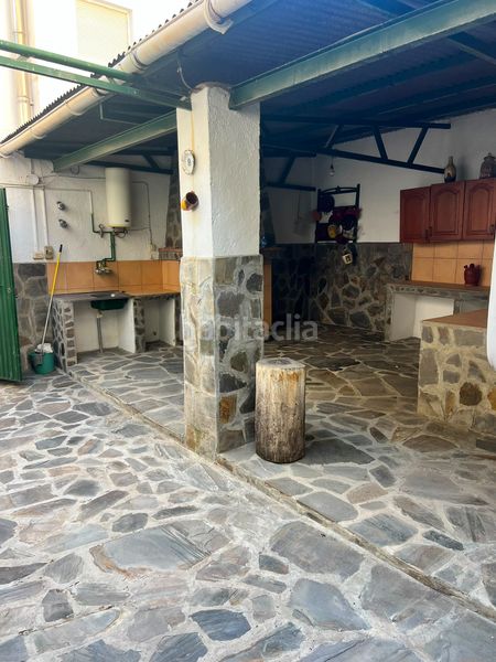 Foto 68b9283b-ad2f-4da4-a8b3-088e492e07fe. Masia a Cenes de la Vega