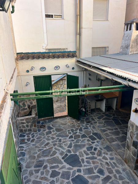 Foto ee6d9f0a-9613-4835-a9c1-a8d98f822d27. Masia a Cenes de la Vega