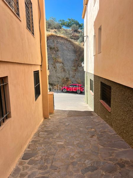 Foto f473a6a2-3b76-49c1-aad2-c9c8505e8665. Masia a Cenes de la Vega