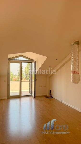 Foto 166d93db-6ddc-4a26-a76d-2f3df12cc979. Casa adossada amb xemeneia calefacció aparcament a Cájar