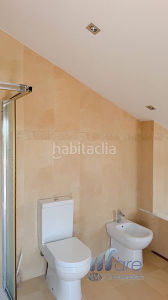 Foto 36a611eb-e6e9-4a0e-86b7-15752ca87ee7. Casa adossada amb xemeneia calefacció aparcament a Cájar