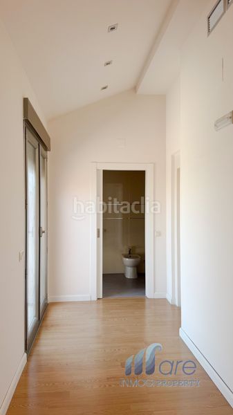 Foto 6d9c2754-7018-4265-b947-08da538a166e. Casa adossada amb xemeneia calefacció aparcament a Cájar